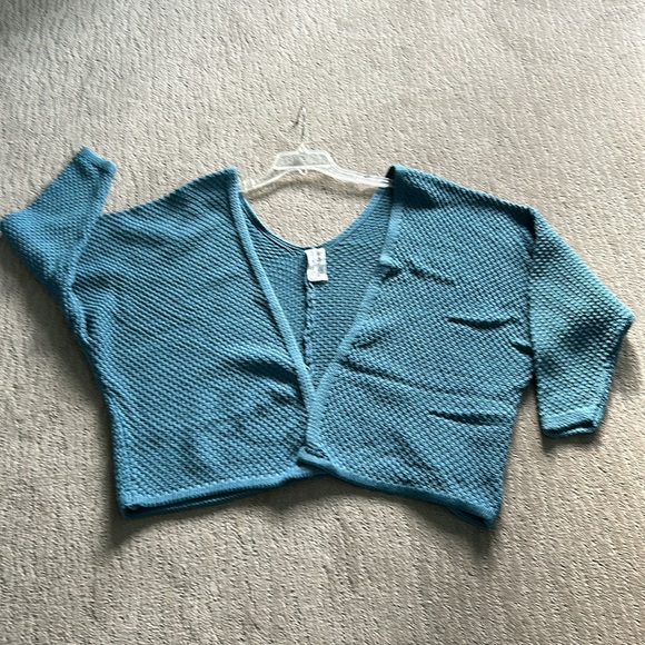 Sadie and Sage brand shrug sweater with Dolman sleeves Size medium teal - Picture 5 of 5